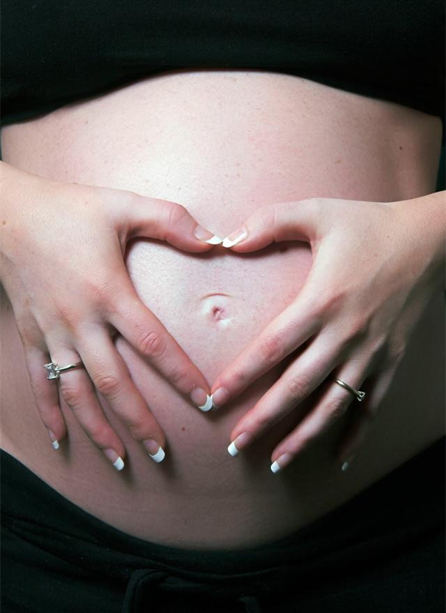 怀孕一个月的孕妈真是不容易啊,孕妈妈每天必做的事