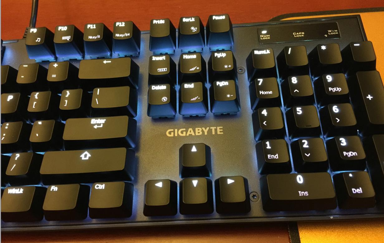 奥特曼格斗进化2 巨大阴谋 (奥特曼格斗进化3 巨大阴谋)