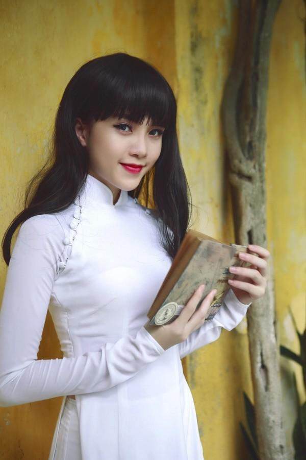 越南芽庄乐天购物,东兴越南购物一条街