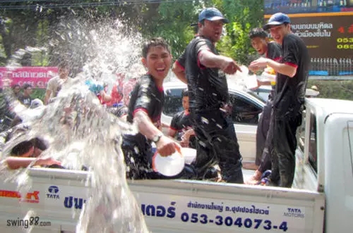 体验一下泰国泼水节,泰国泼水节游玩的最全攻略