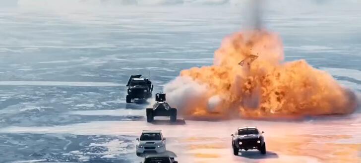 速8超级坦克视频,速8电磁脉冲武器