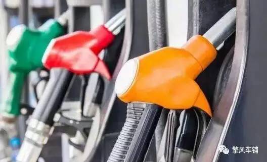 仪表盘油表亮灯还能跑多少公里,仪表盘显示油表后还能跑多远