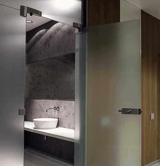 卫生间特别小没窗户怎么解决臭味,没窗户的卫生间有味咋办