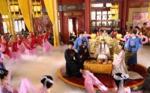 谁也别想来告诉我怎么做皇帝，我只想做头横冲直撞的野猪