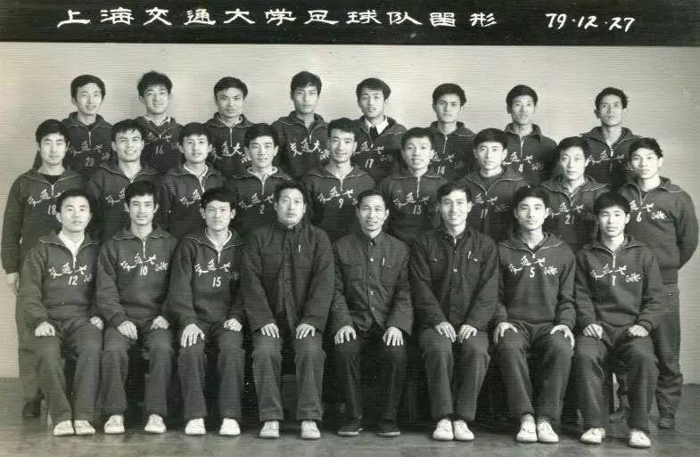 校庆感人故事,饮水思源故事大全