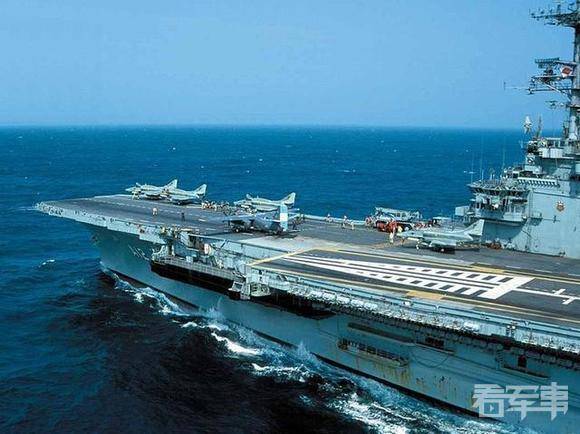 足球王国的第二艘航母，比中国整整早了17年