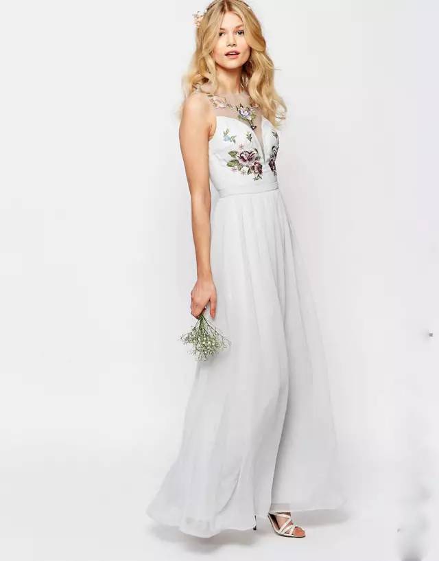 500美元以下的平价婚纱你能在这些意想不到的地方买到！