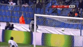 你的酒窝里没酒我却醉得一塌糊涂,你的酒窝没有酒却醉得我一塌糊涂