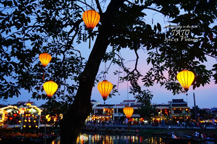 华灯初上霓虹灯闪烁夜色也很美丽,华灯初上迎元宵