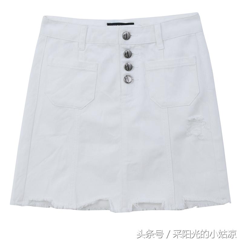 穿上牛仔半身裙，5招瞬间变身时髦文艺气质