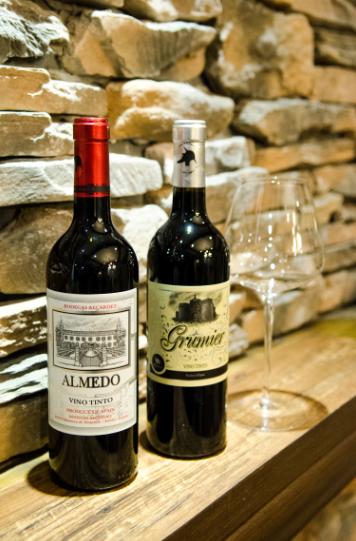 品酒的词汇有哪些,品酒的专业术语句子