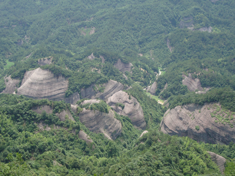 丹霞绝美,丹霞奇观旅游攻略