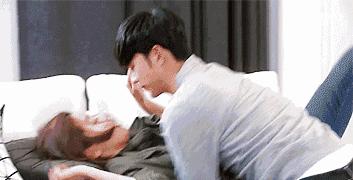 炫富的朋友圈咋评价才有内涵,如何低调的在朋友圈炫耀自己