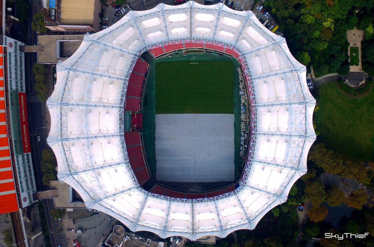 经典的上海十大建筑,上海标志性建筑大圆球