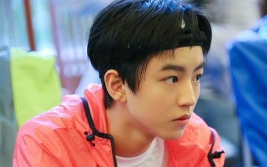 王俊凯只露眼睛的最帅的照片,王俊凯好看的照片