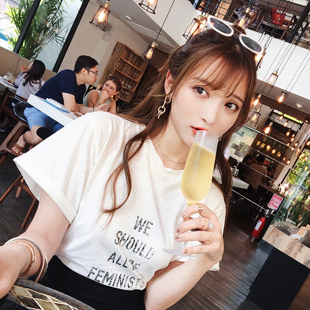 2023年女装十大流行趋势,2023年各档次时尚潮流女装