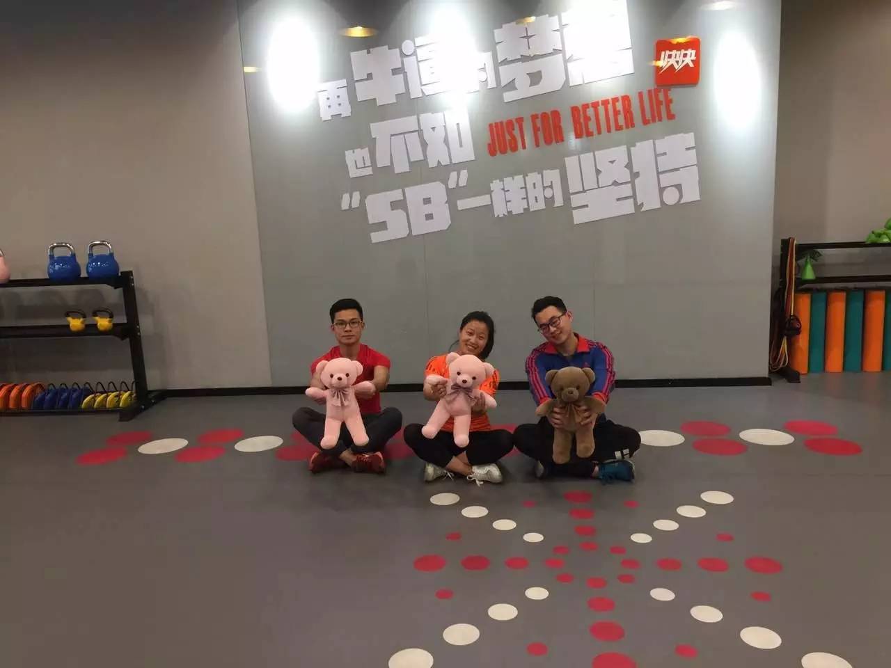 膝盖疼一招自愈的运动,治愈膝盖痛的运动方法