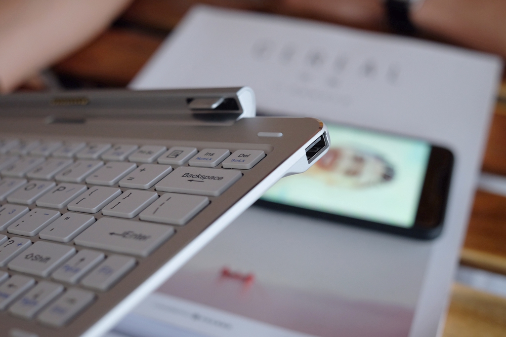 测评酷比魔方平板电脑,酷比魔方带手写笔的平板