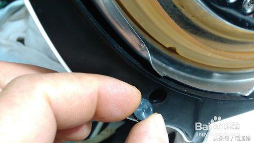 电压力锅不工作了出现e0,电压力锅通电一会显示e4