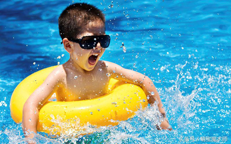 暑期带孩子来沙滩海边亲子游,海边带娃亲子游