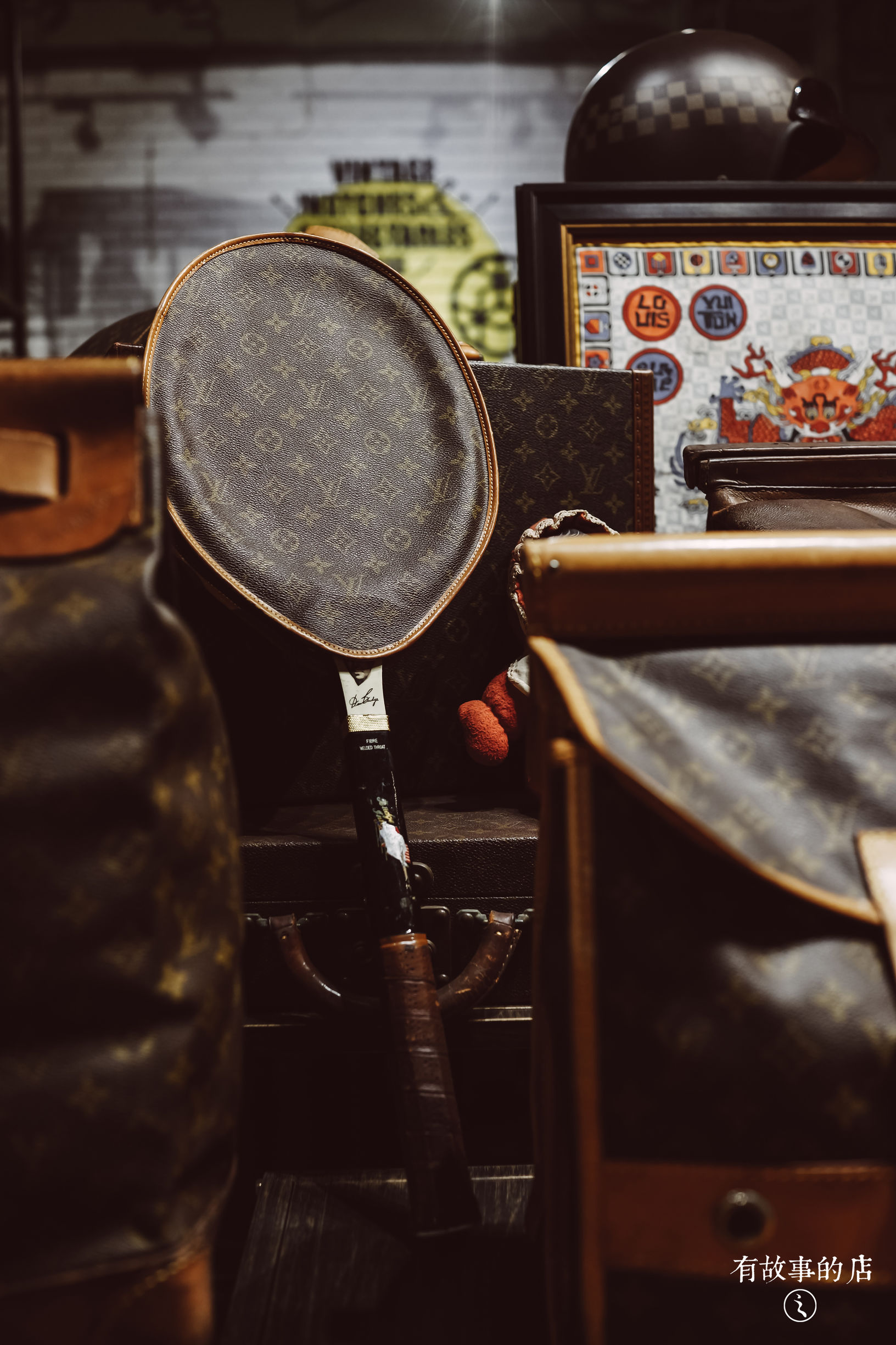 lv古董旅行箱,古董lv旅行箱