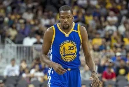 如果联盟都不给球员顶薪怎么办,球员拿底薪后可以直接拿顶薪吗