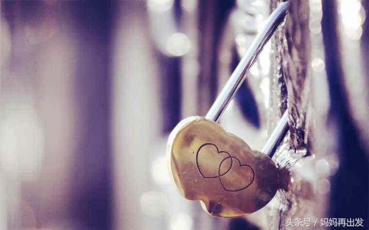 生活就像万花筒缤纷多彩,当妈的快乐也变得简单