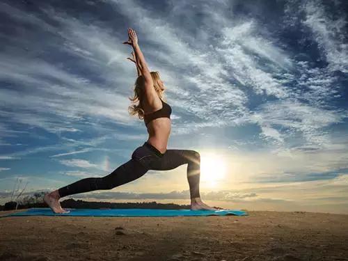 筋缩百病生,打通经络百病消