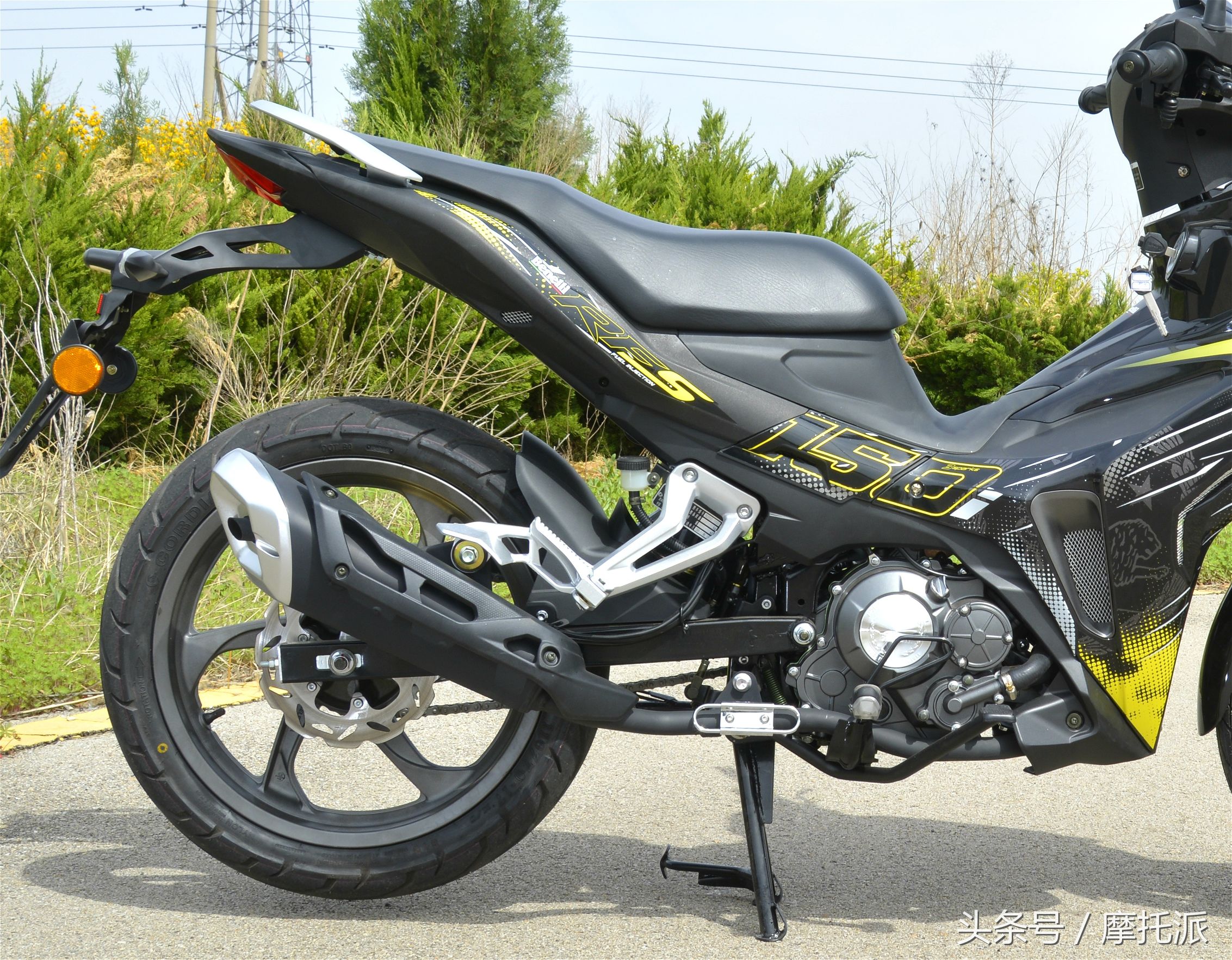 贝纳利2019款rfs150i,贝纳利rfs150i测评