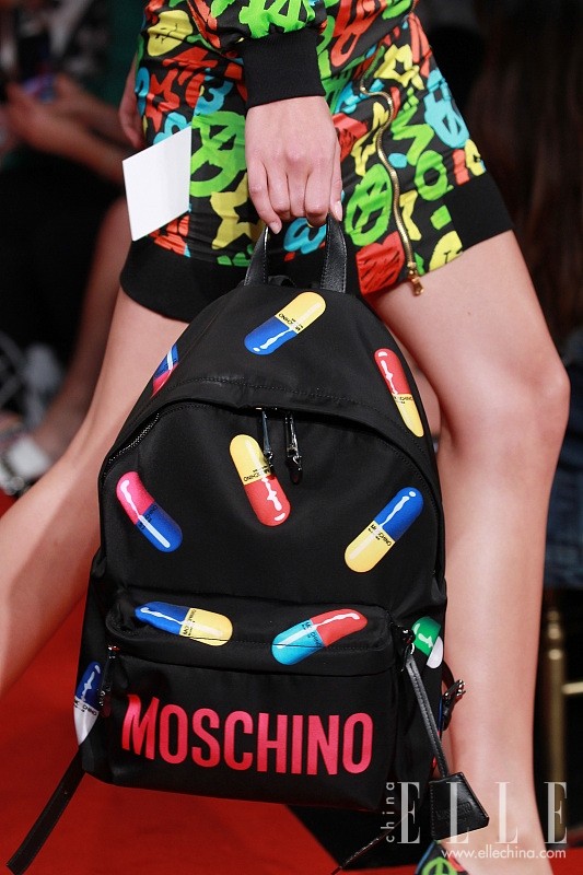 美食元素穿搭单品,美食元素的服装