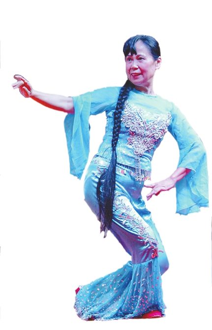 厉害了大妈跳藏族广场舞,厉害大爷大妈健身