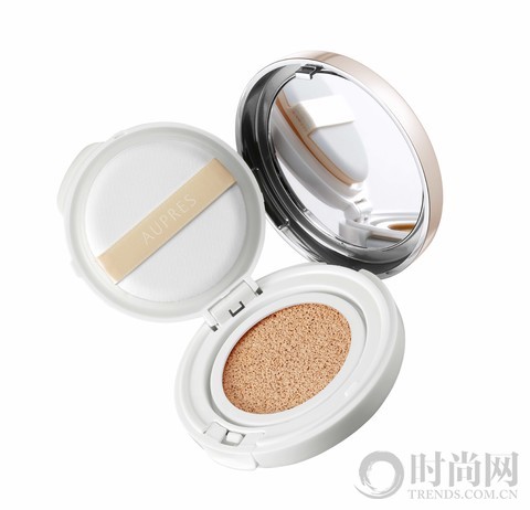 欧珀莱轻盈倍润粉底液如何选色号,欧珀莱轻盈倍润粉底霜怎么用