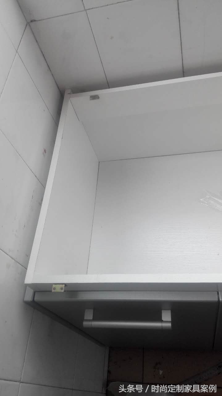 不锈钢台面橱柜组装全过程视频,不锈钢台面的水槽安装视频