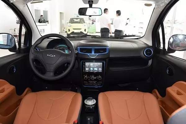 补贴后6.98万起/续航200km,17款奇瑞eQ正式上市