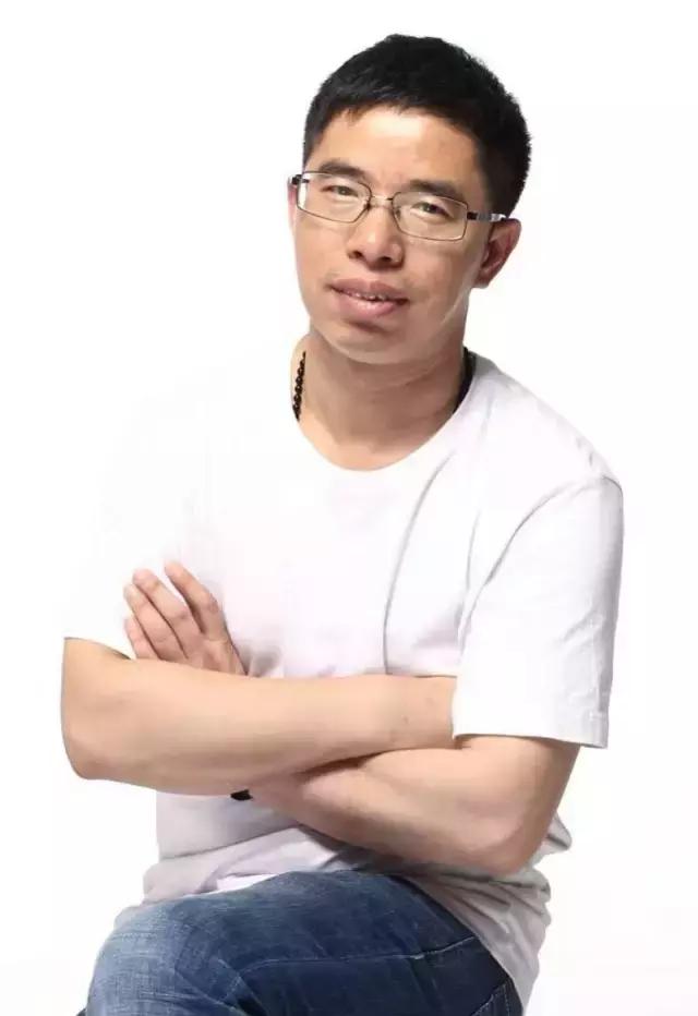 中国涂料行业十大风云人物,瓦科艺术涂料刘明总经理