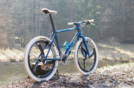 90年代山地车和2023年山地车区别,全球10大顶级山地车