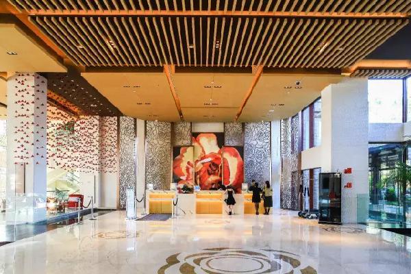 滇池度假区华邑酒店,昆明南亚之门华邑酒店