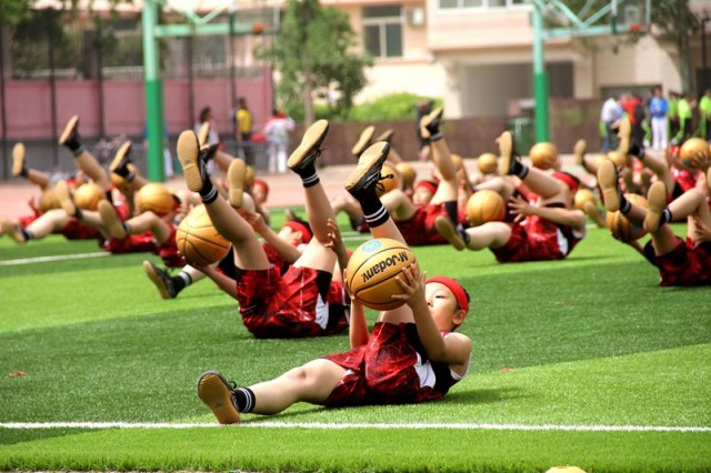 狂欢嘉年华表演,济南市中区小学春季运动会