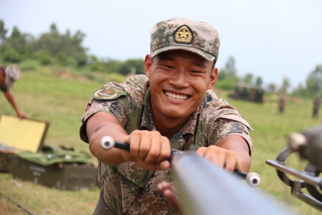 五一劳动节兵哥哥,军营五一的别样风采