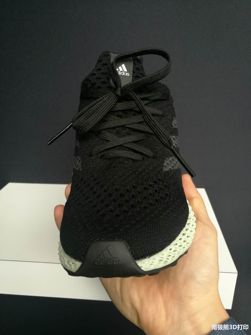 carbon3d阿迪达斯,3d打印鞋底阿迪达斯