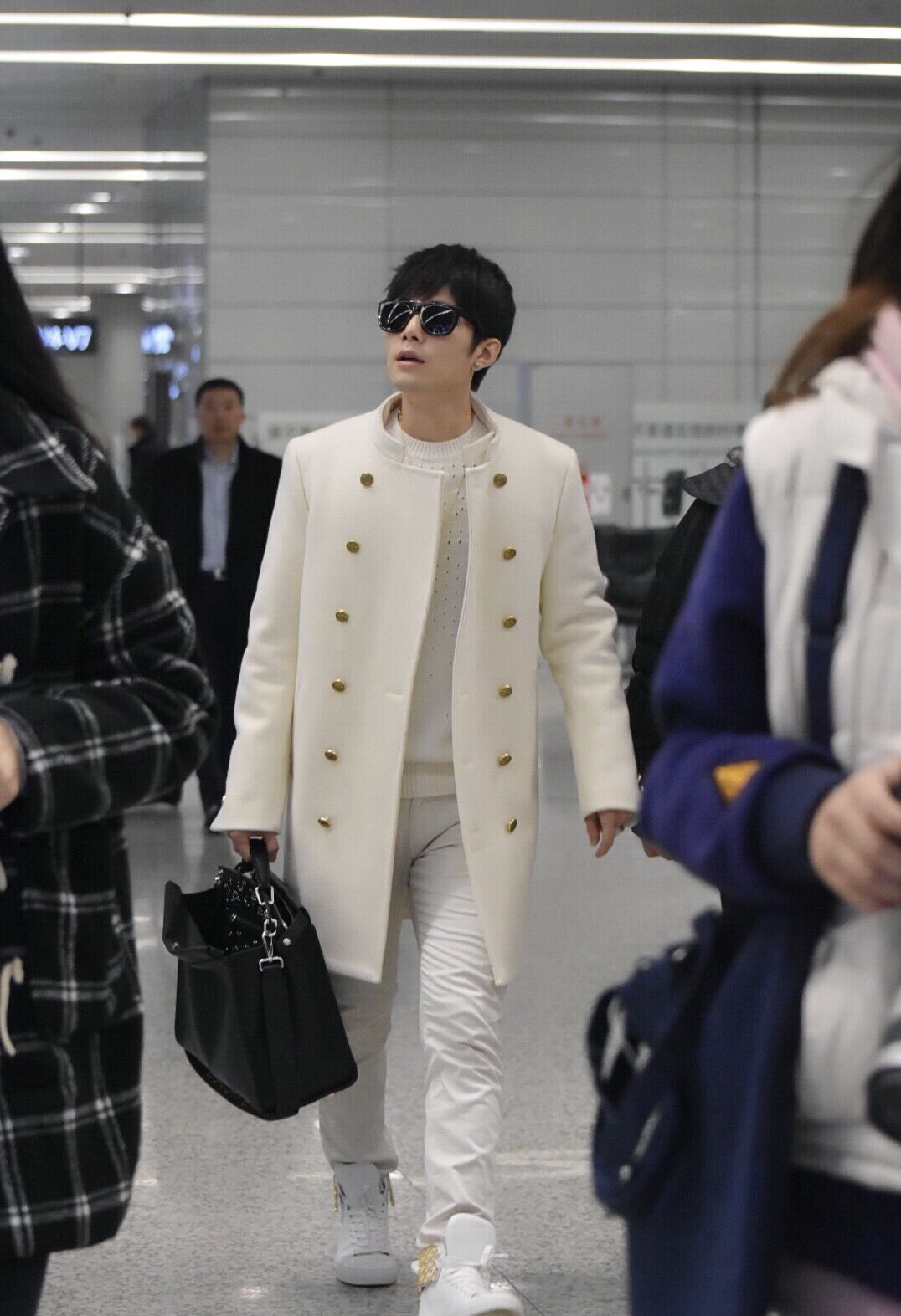 一款包包用了很多年还是无可替代,一个包能用一辈子的牛皮品牌