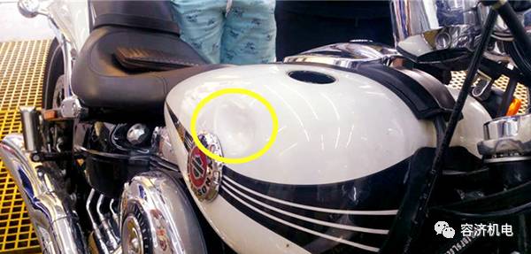 摩托车油箱凹陷如何恢复,摩托车油箱凹陷如何处理