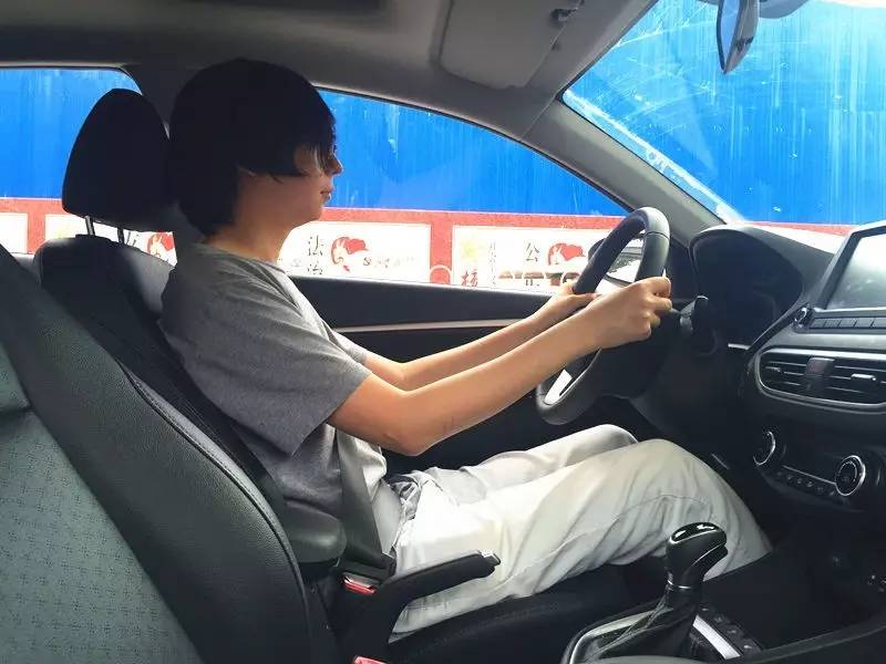 全新现代悦动性价比最高,全新悦动性价比解析