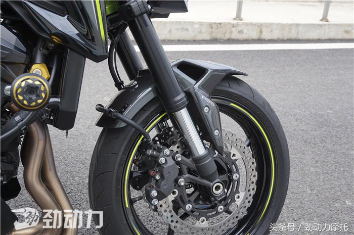 川崎新发布越野车,川崎新款