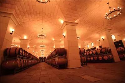一组张裕爱斐堡酒庄实景图,蓝裕文化
