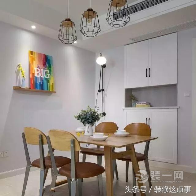 现代简约卧室壁灯装修效果图,现代简约风装修小户型客厅灯