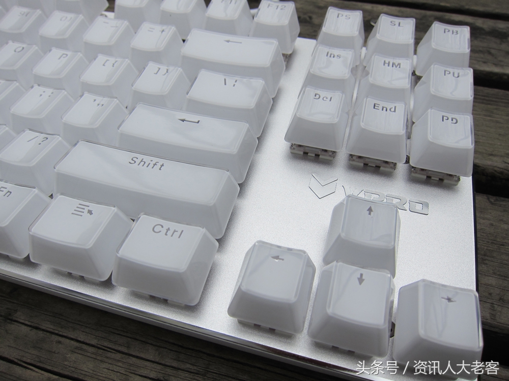 雷柏机械键盘v500冰晶版,雷柏v500s冰晶版怎么样