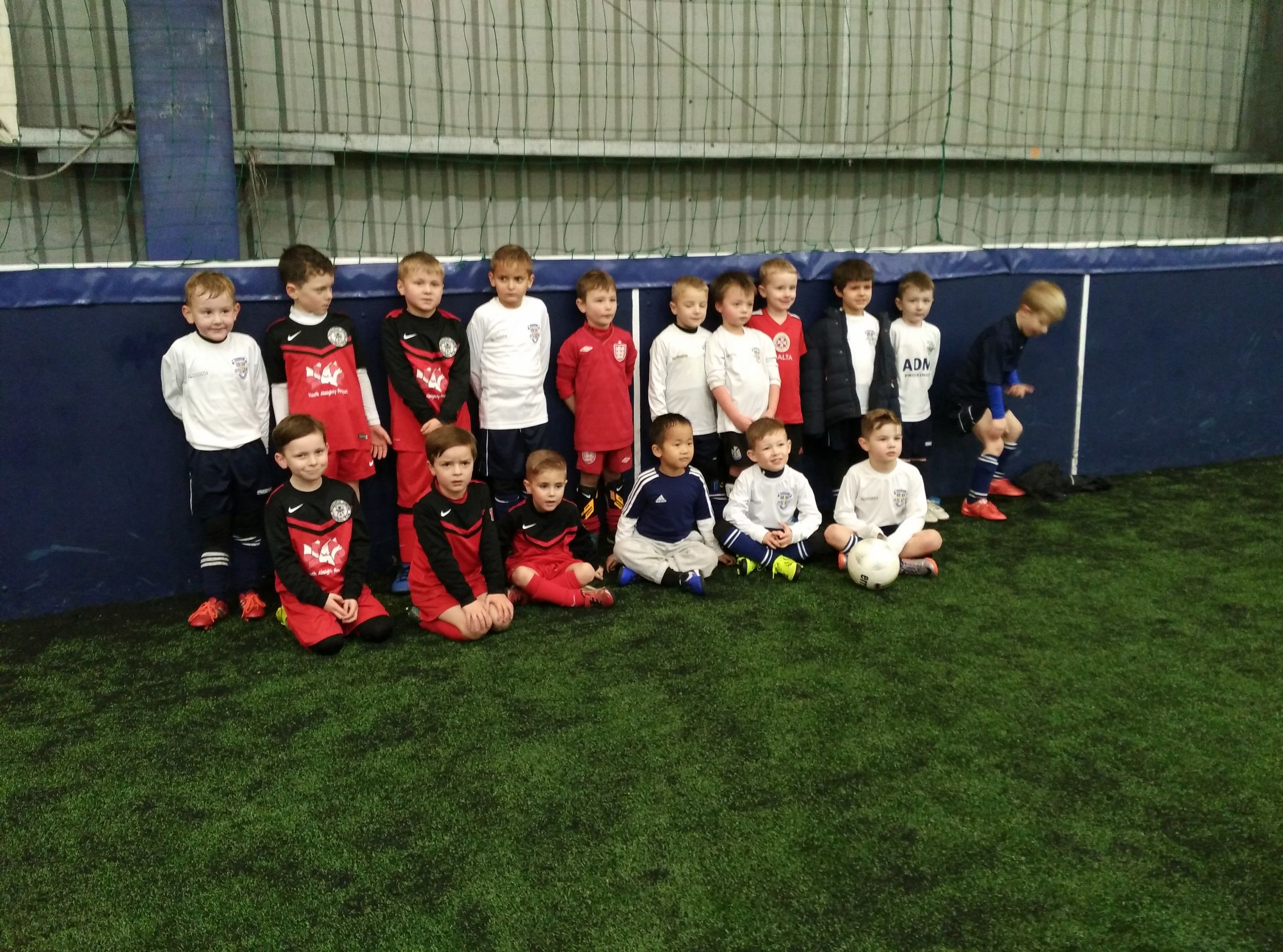 一个中国足球运动员的成长历程,一个足球少年的传奇一生