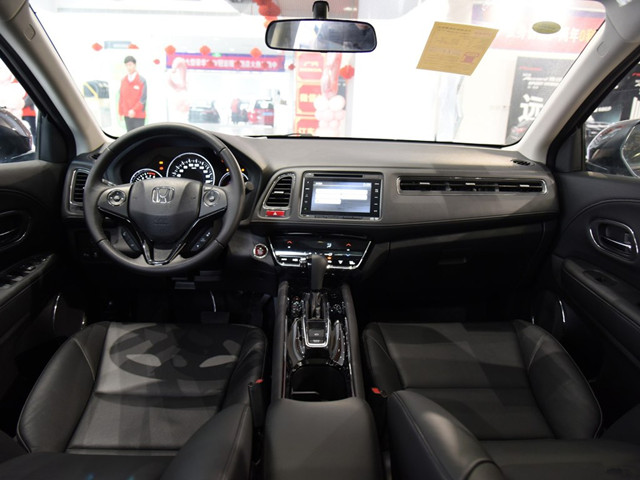 适合女生开的车30万到40万小型suv,不买小型suv