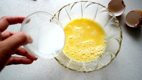 港式早餐番茄牛肉通粉西多士滑蛋,空气炸锅西多士早餐做法